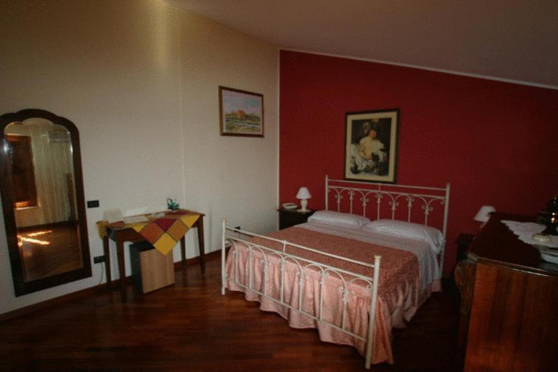 Tavernola - Locanda Di Campagna Battipaglia Buitenkant foto